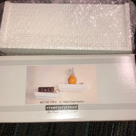 Melannco Set Of Two White Finish Shelves